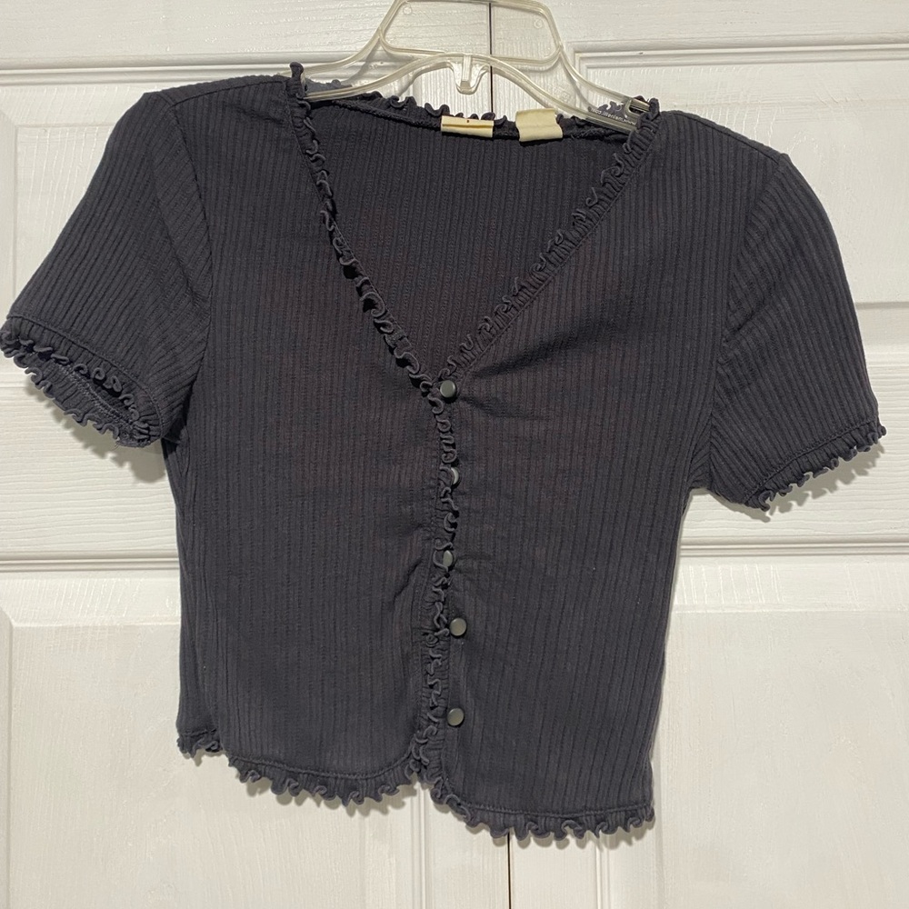 Levi's Black Ruffled Crop Top
